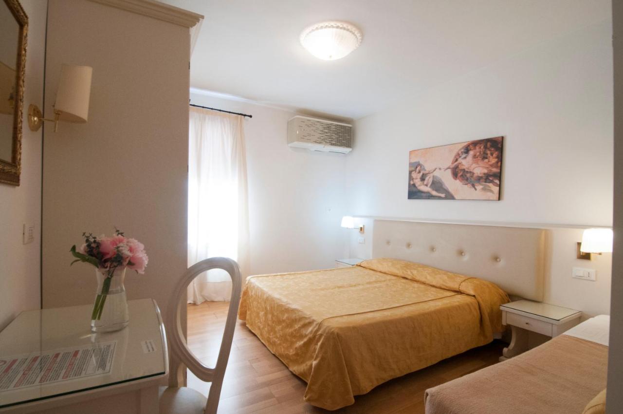 Albergo Ai Tolentini Wenecja Zewnętrze zdjęcie