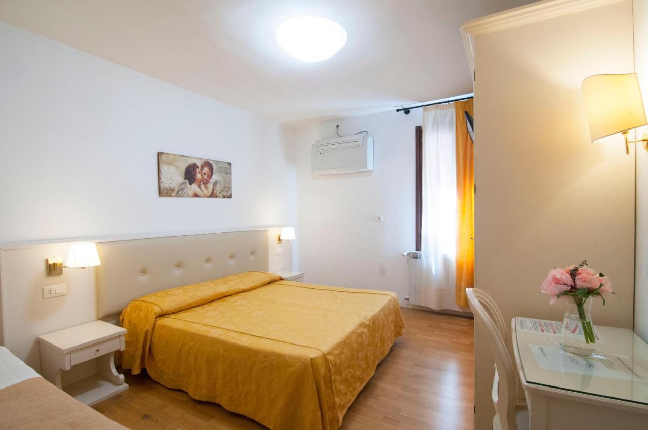 Albergo Ai Tolentini Wenecja Zewnętrze zdjęcie