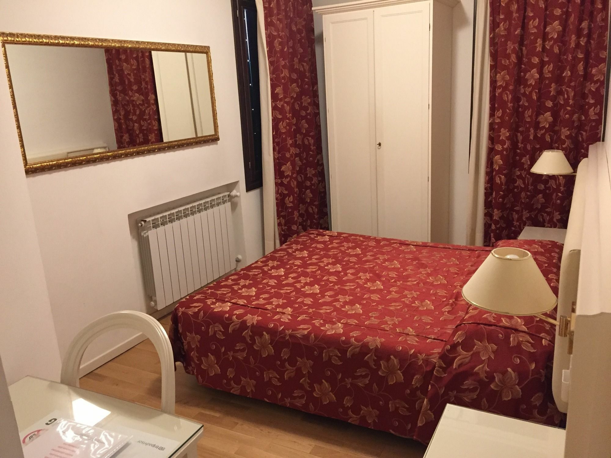 Albergo Ai Tolentini Wenecja Zewnętrze zdjęcie